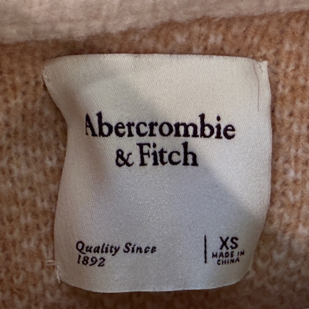 Women’s ABERCROMBIE & FITCH Argyle Pattern Wedge Crewneck sweater- Size XS - Picture 5 of 7